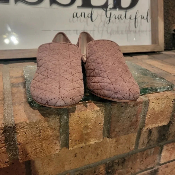 Vince Camuto Lieley Quilted Loafer Suede  Slip On Color Taupe Size 9M NWT - Picture 2 of 7